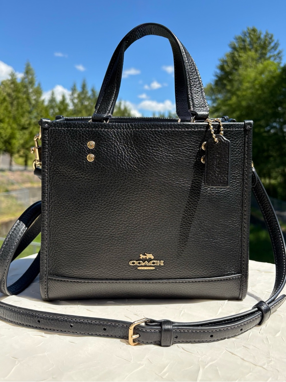 COACH Dempsey Tote 22 In Black Leather CO971